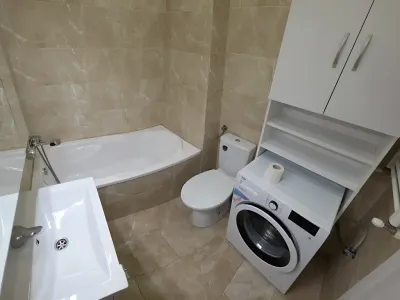 baie garsoniera de inchiriat Sector 6, București masina de spalat